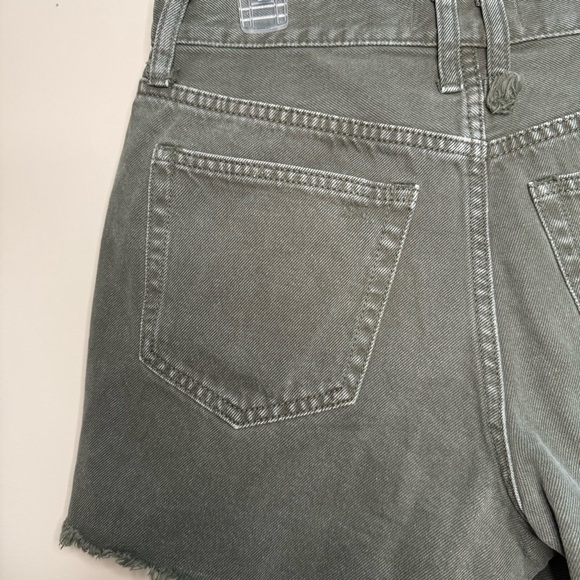 WE THE FREE Makai Cut Off Shorts High Rise Olive Green Distressed 27 - Picture 10 of 13